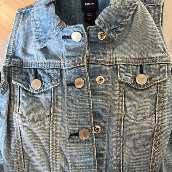 BabyGap Light Wash Denim 1969 Vest Girl Toddler 3 years - Picture 5 of 8